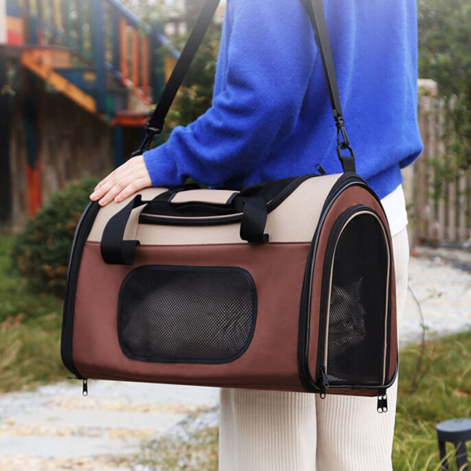 finefindmall-iris-foldable-pet-carrier-bag-01